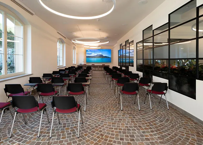 Hotel Castello Il Codirosso *